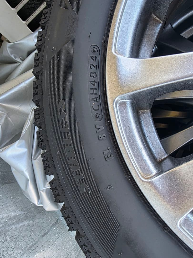 ブリヂストン スタッドレスタイヤ 14インチ　ホイール付き　4本セット