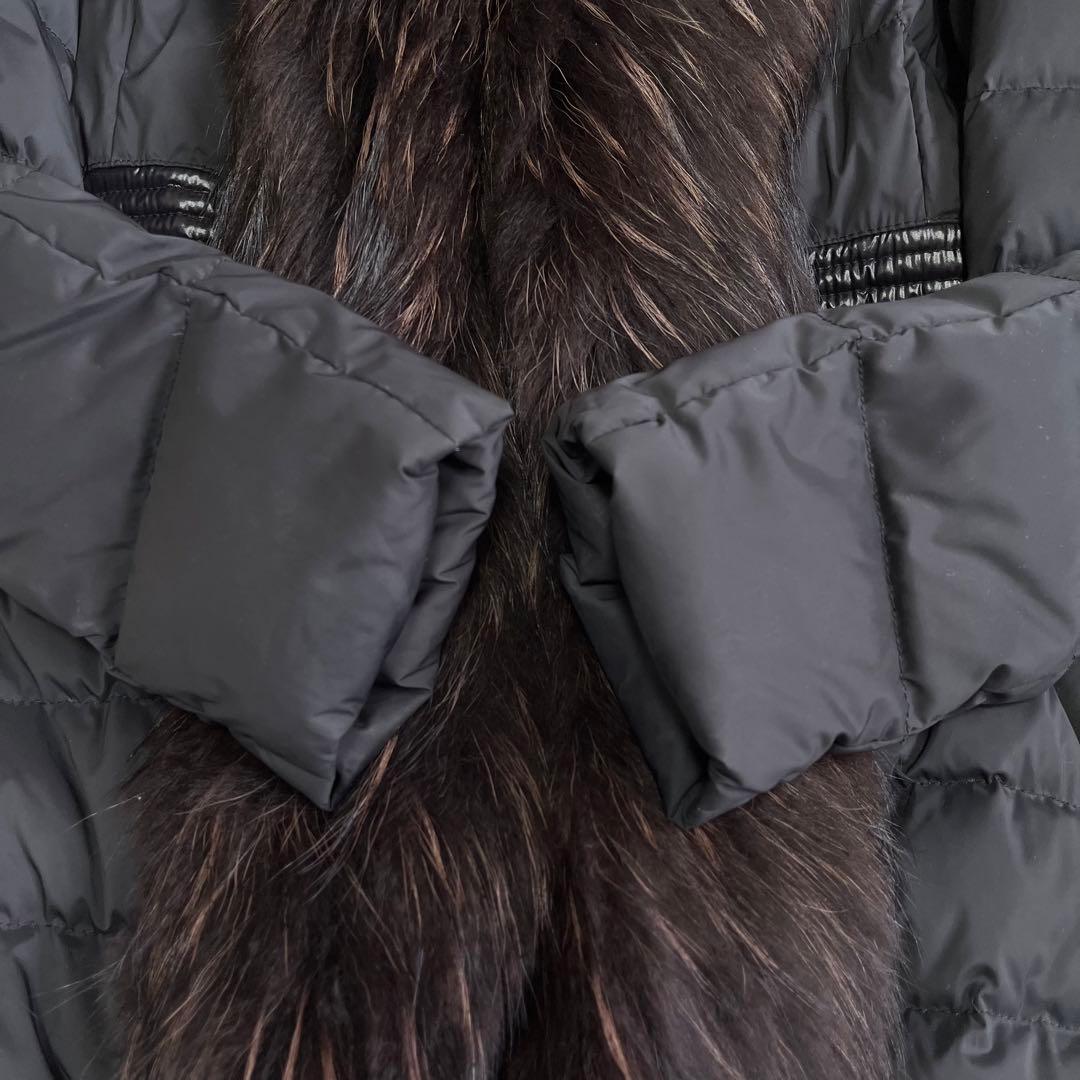 美品　タトラス　ダウンコート　ポモナ　最高級ライン　2way　ファー　黒　M