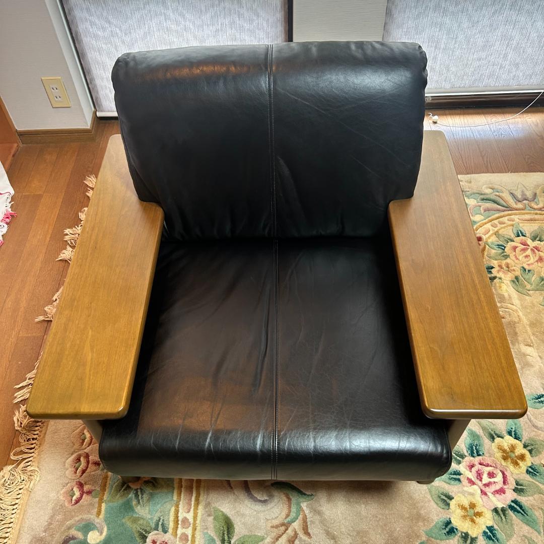 浜本工芸　黒本革レザー1人掛けソファ-a