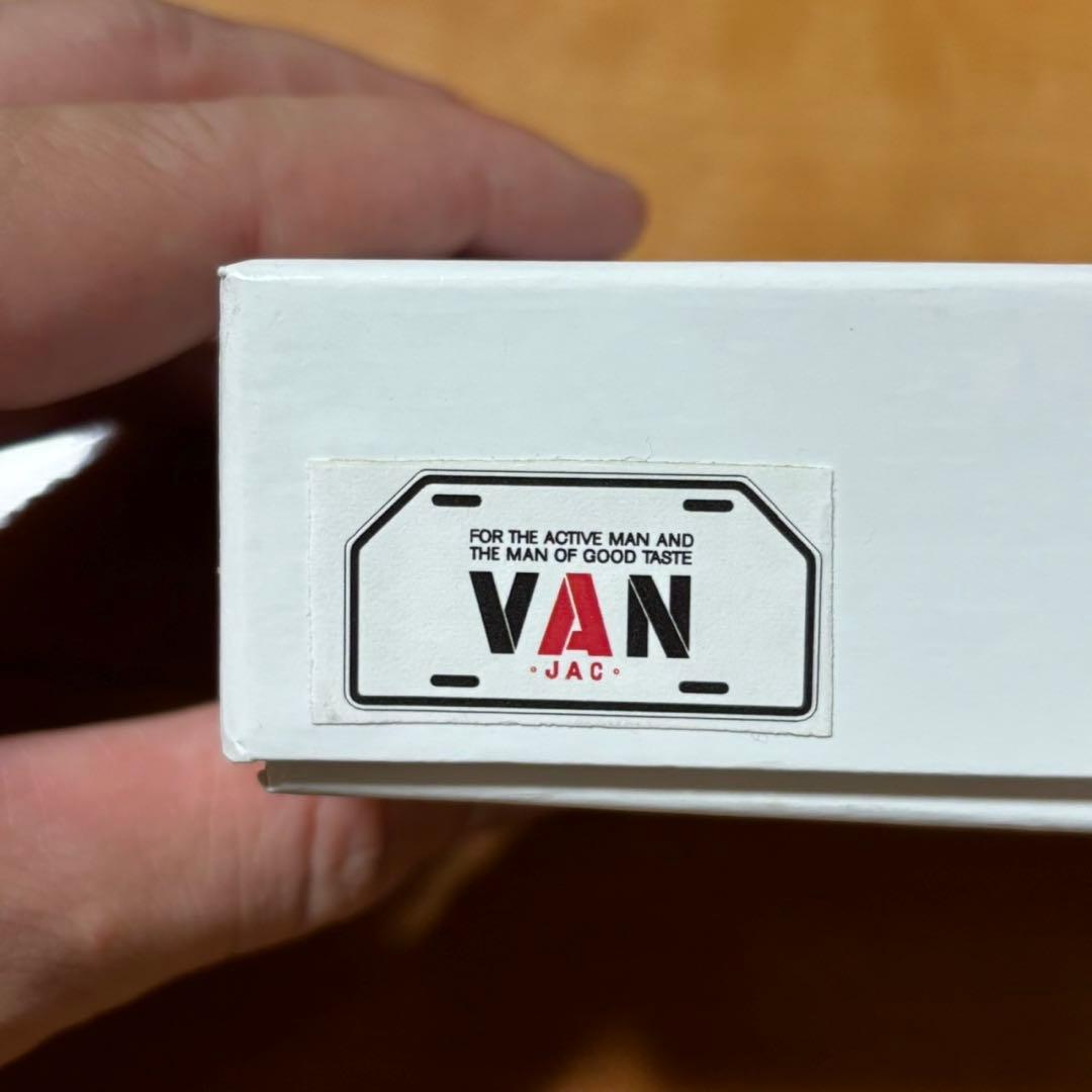 未使用 VAN JAC ヴァン カーエンブレム カーバッジ J ロゴ 箱 2