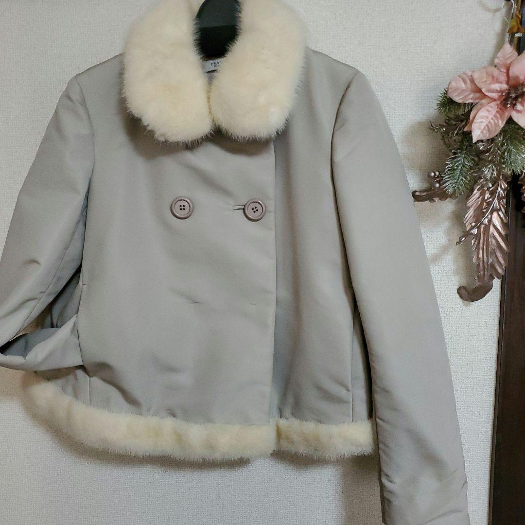 合馬公式アカウント1　　　　　　　　　　　PRADA　コートミンク付き