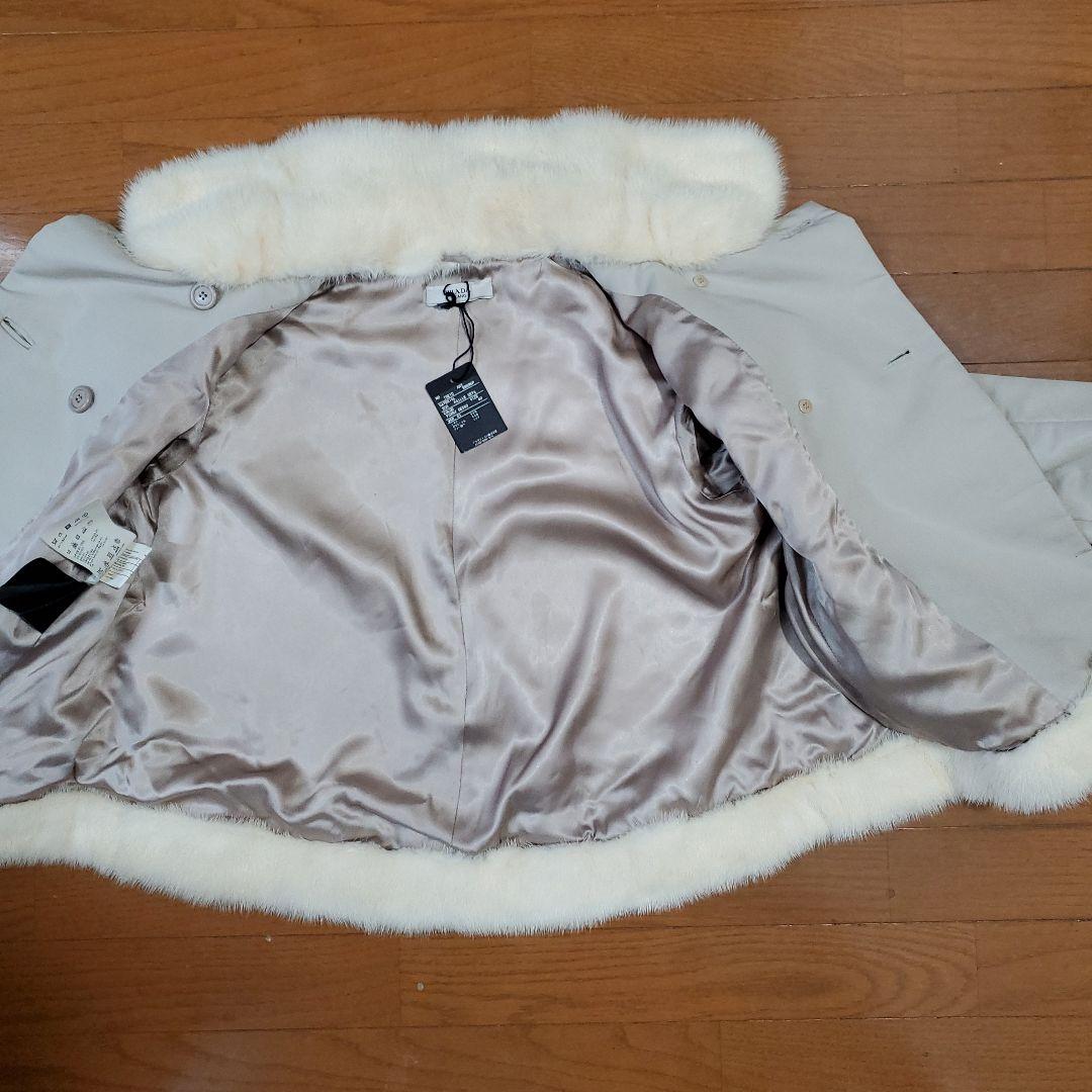 合馬公式アカウント1　　　　　　　　　　　PRADA　コートミンク付き