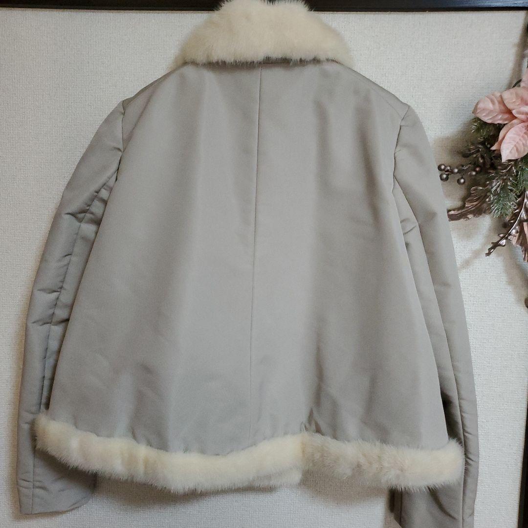 合馬公式アカウント1　　　　　　　　　　　PRADA　コートミンク付き