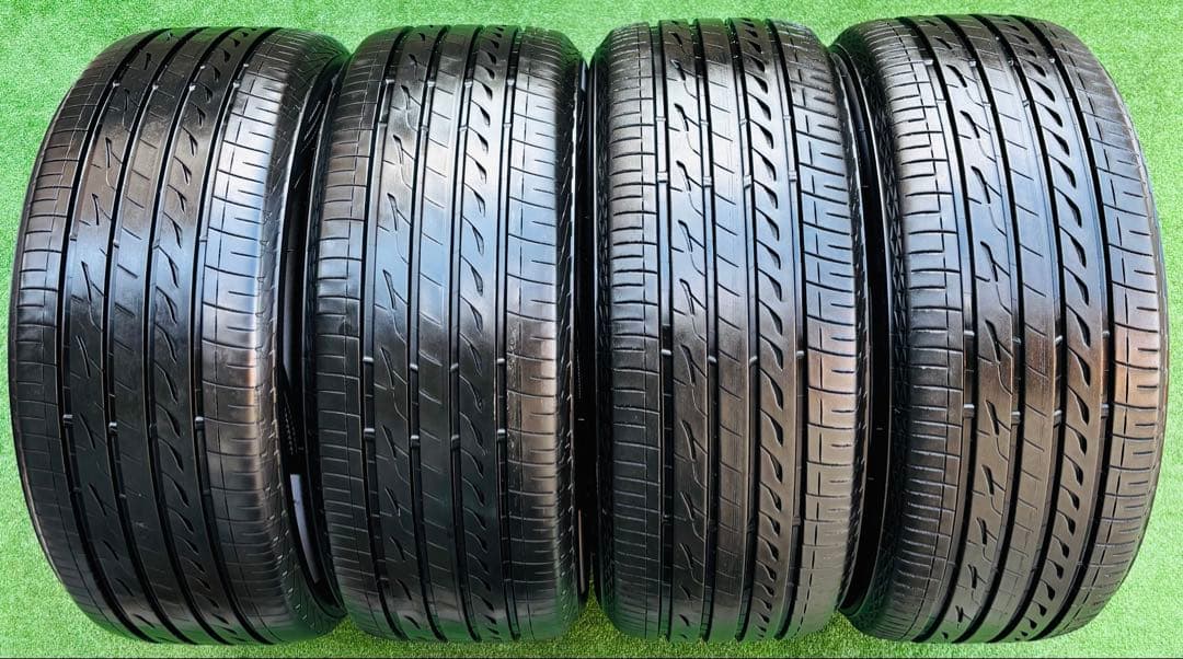 BRIDGESTONE REGNO 235/50R17 96V. 2024年製。