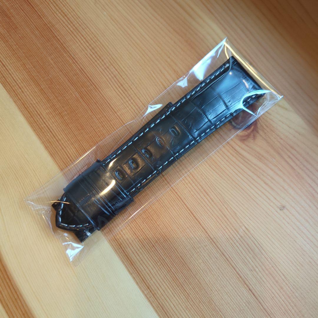 けんけん様購入予定　パネライ 　非純正　クロコダイル風 レザー バンド