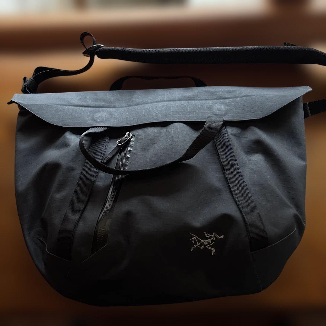 アークテリクス　グランヴィル ショルダー バッグ × 1 Black