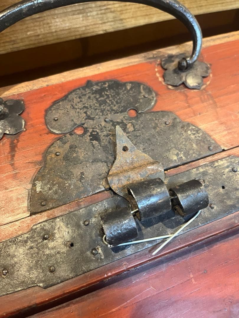 古道具　アンティーク　道具入れ／箪笥　刀　昭和　レトロ　民藝