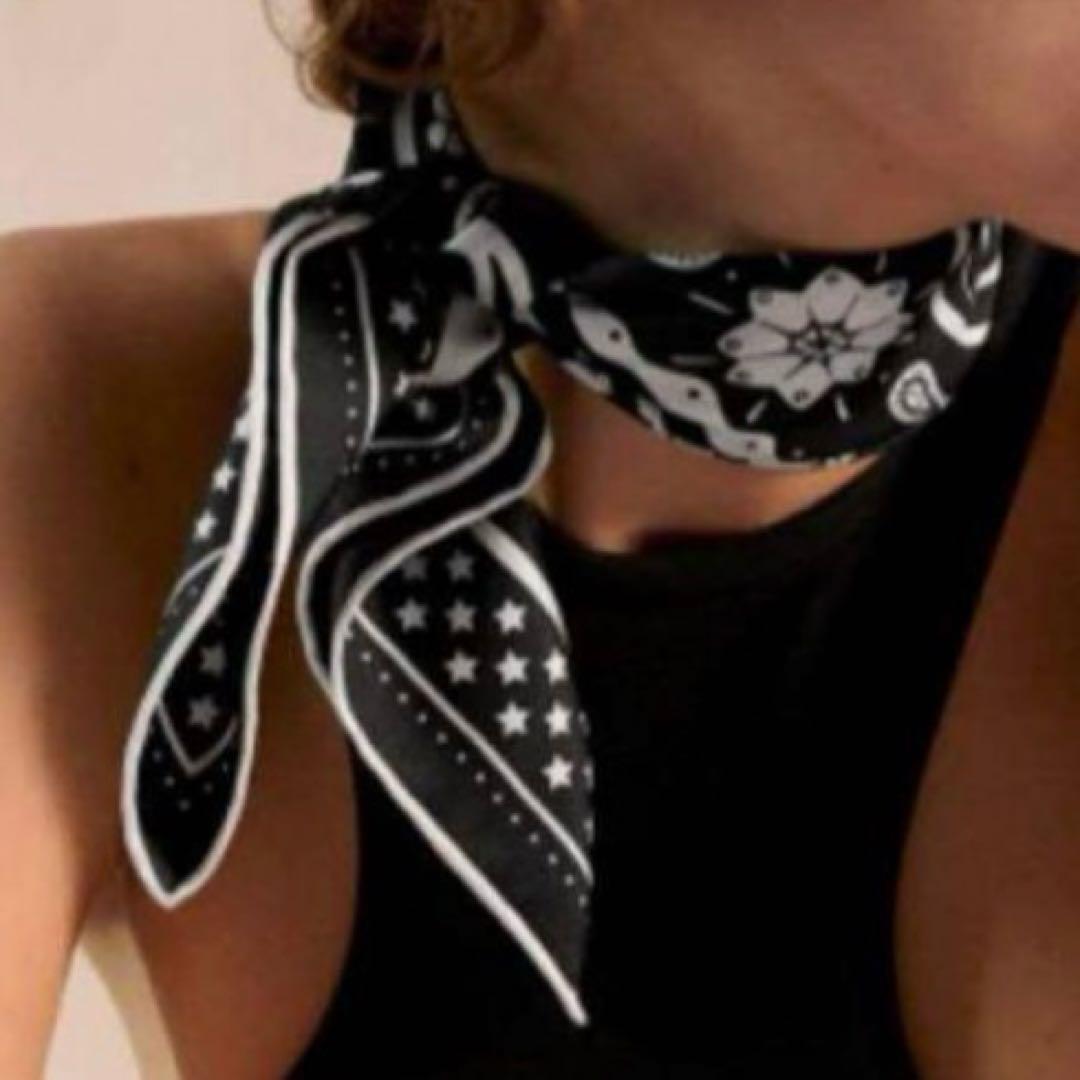 エルメス スカーフ55 シルクバンダナ ロデオ・デ・フルーツ