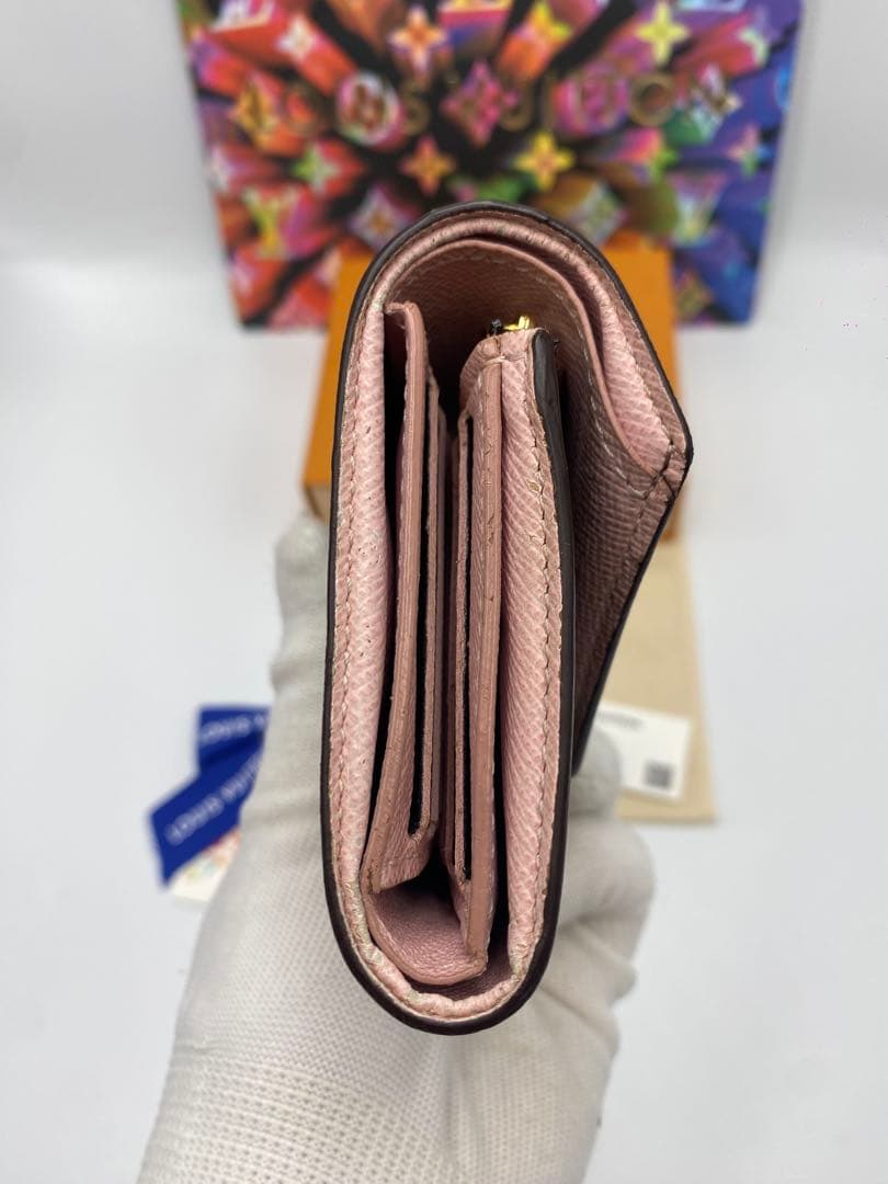 ルイヴィトン　モノグラム　ポルトフォイユ　ヴィクトリーヌ　財布　三つ折り財布