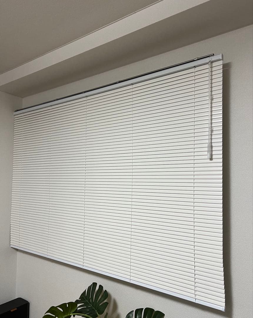 【新品未使用】ブラインド カーテン アルミ 白 ホワイト 横200×横130cm