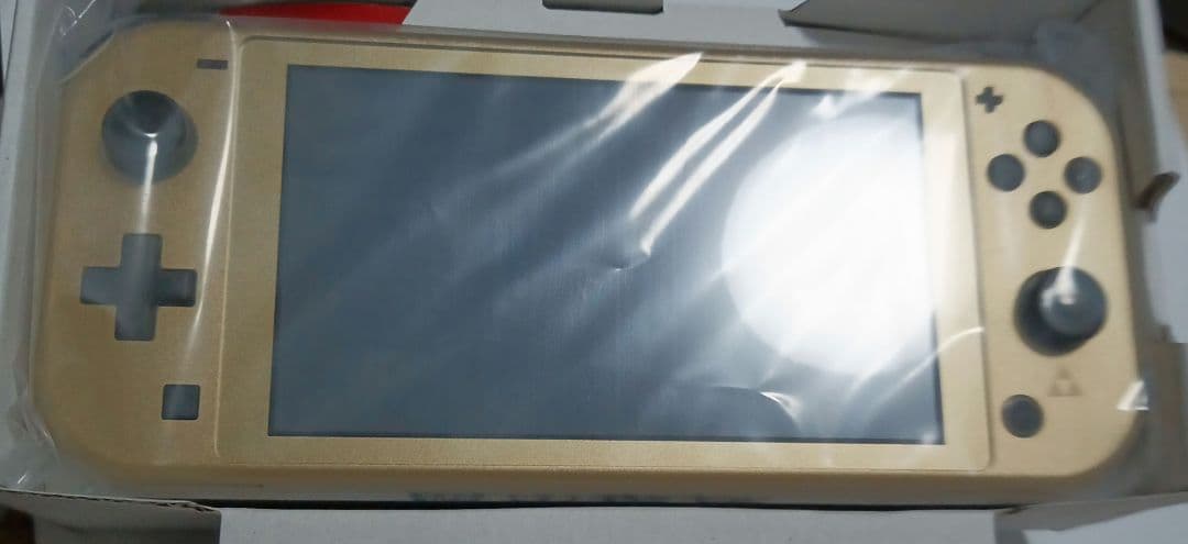 新品未使用　Switch Switch Lite本体 ハイラルエディション