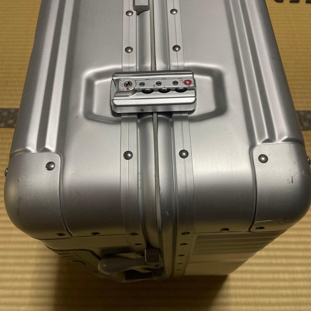 Mercedes-Benz シルバー キャリーケース　65L