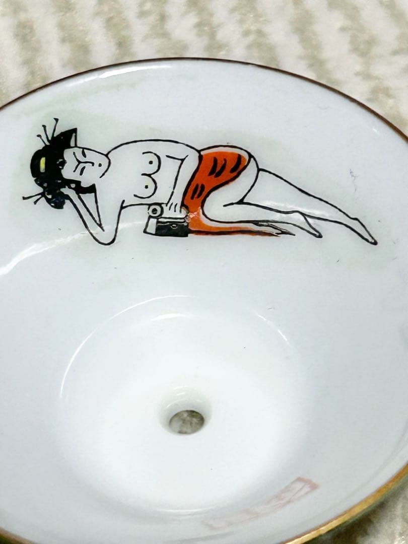 大正〜昭和初期 色絵金彩希少 春画入れ子／穴あき盃遊興盃＋サイコロ