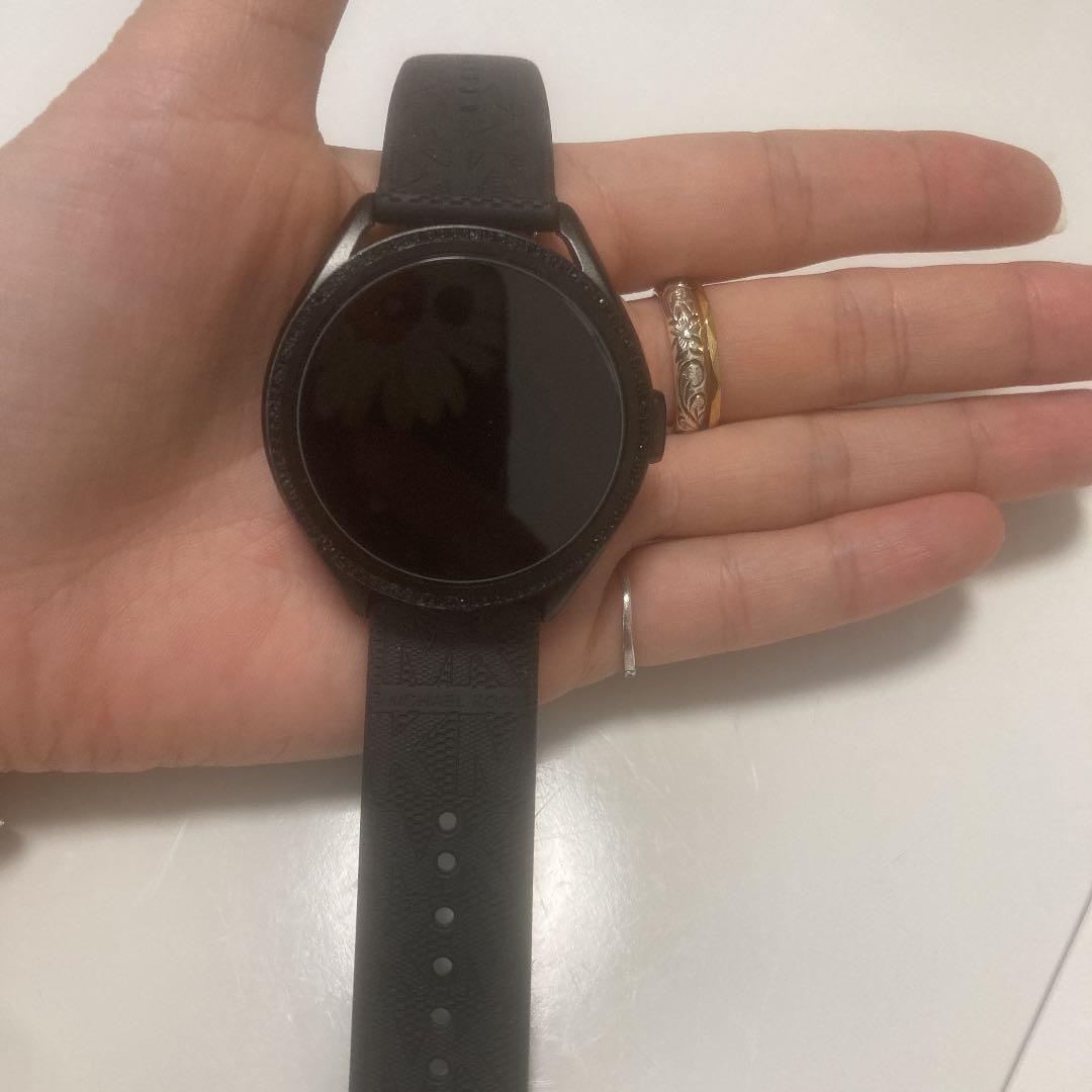 マイケルコース　タッチスクリーンスマートウォッチ　MKT5121