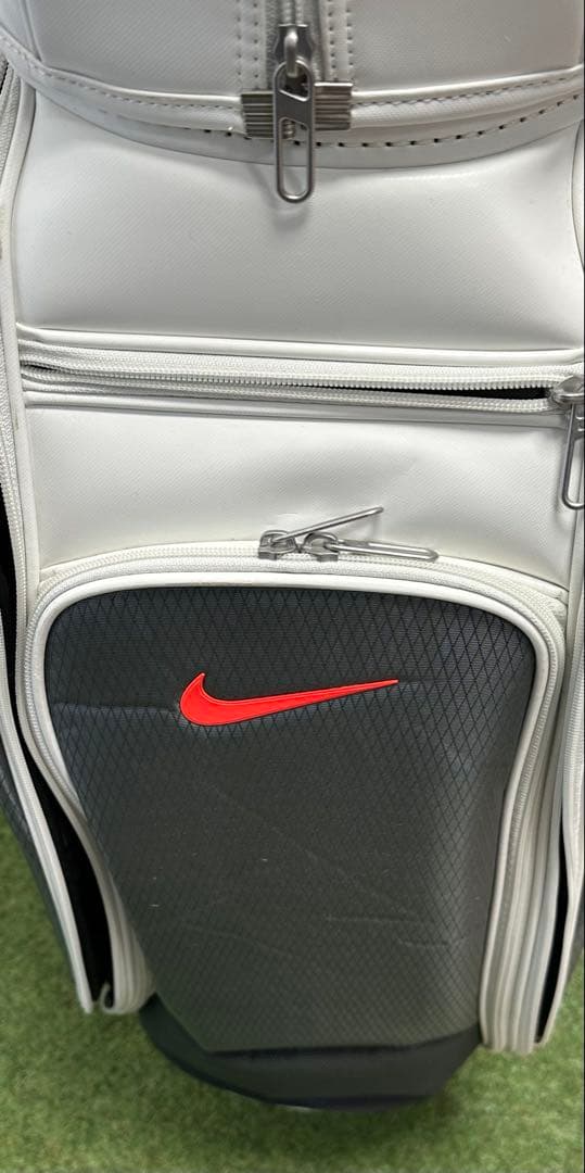 Nike ゴルフバッグ・キャディバッグ ホワイト/グレー/レッド　状態良好