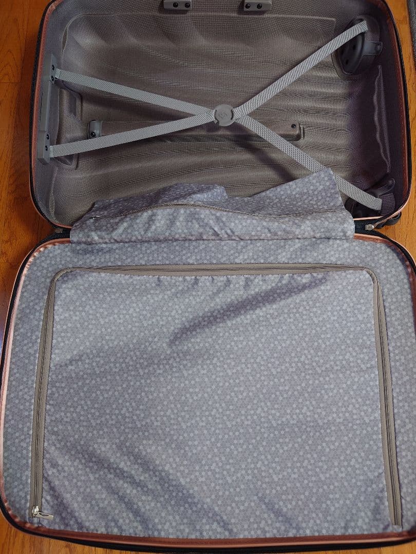 サムソナイト　キャリーケース　コスモライト94L