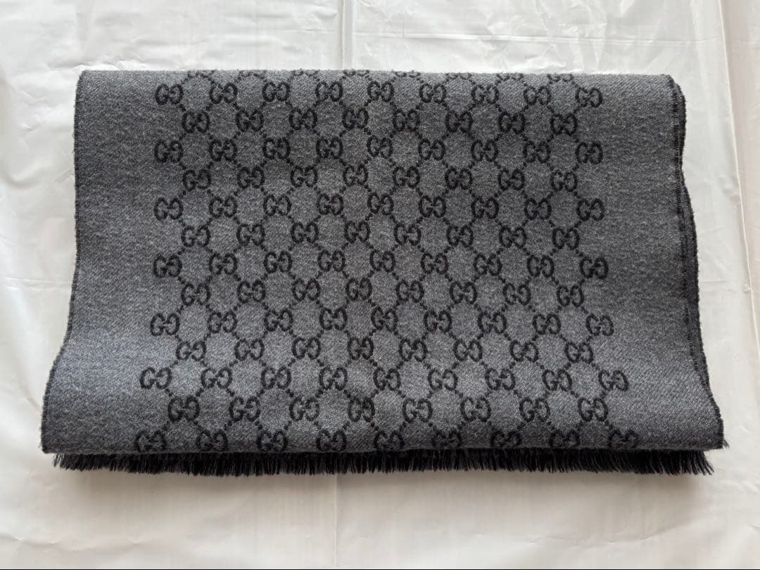 GUCCIダブルジャカードGGウールスカーフ
