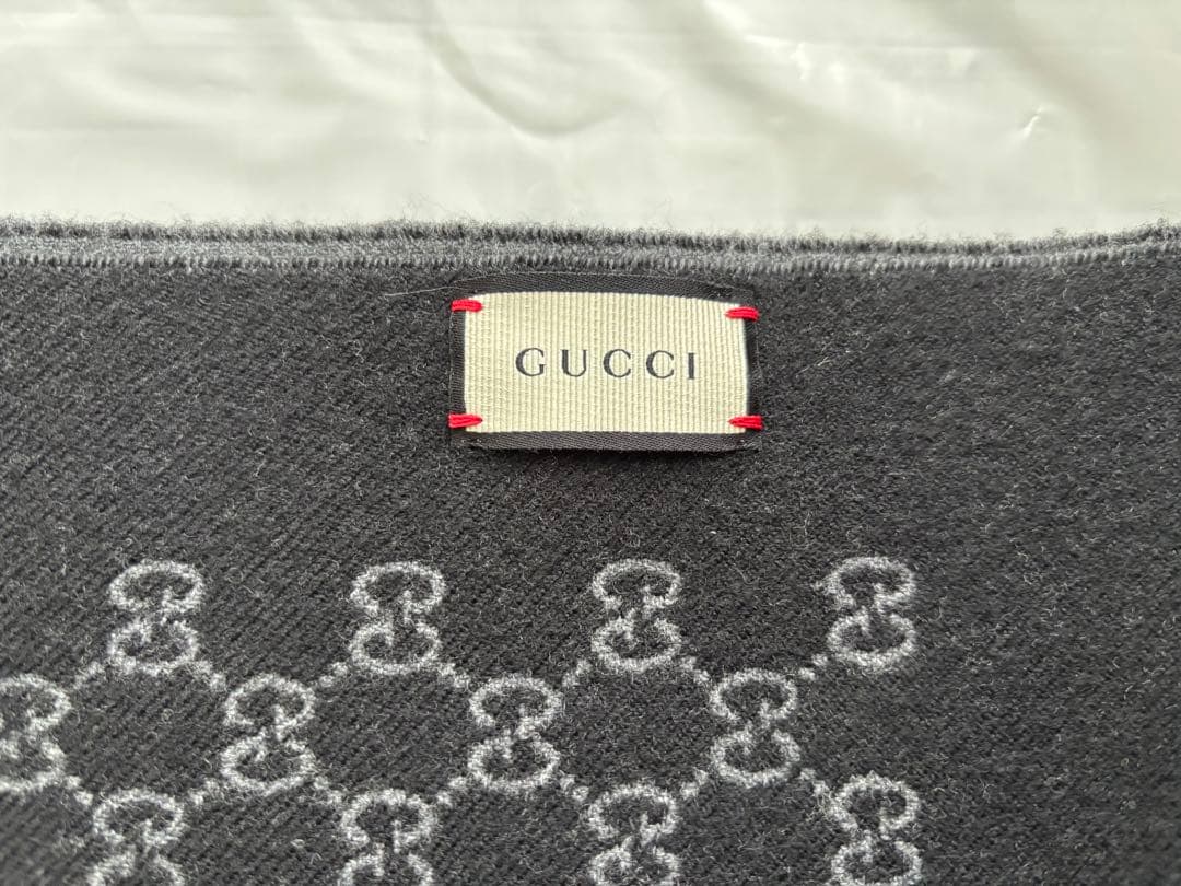 GUCCIダブルジャカードGGウールスカーフ