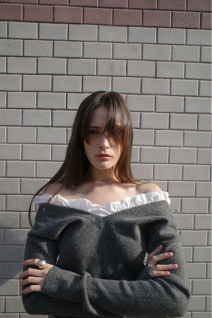 CLANE 2WAY FRILL V NECK KNIT TOPS グレー2