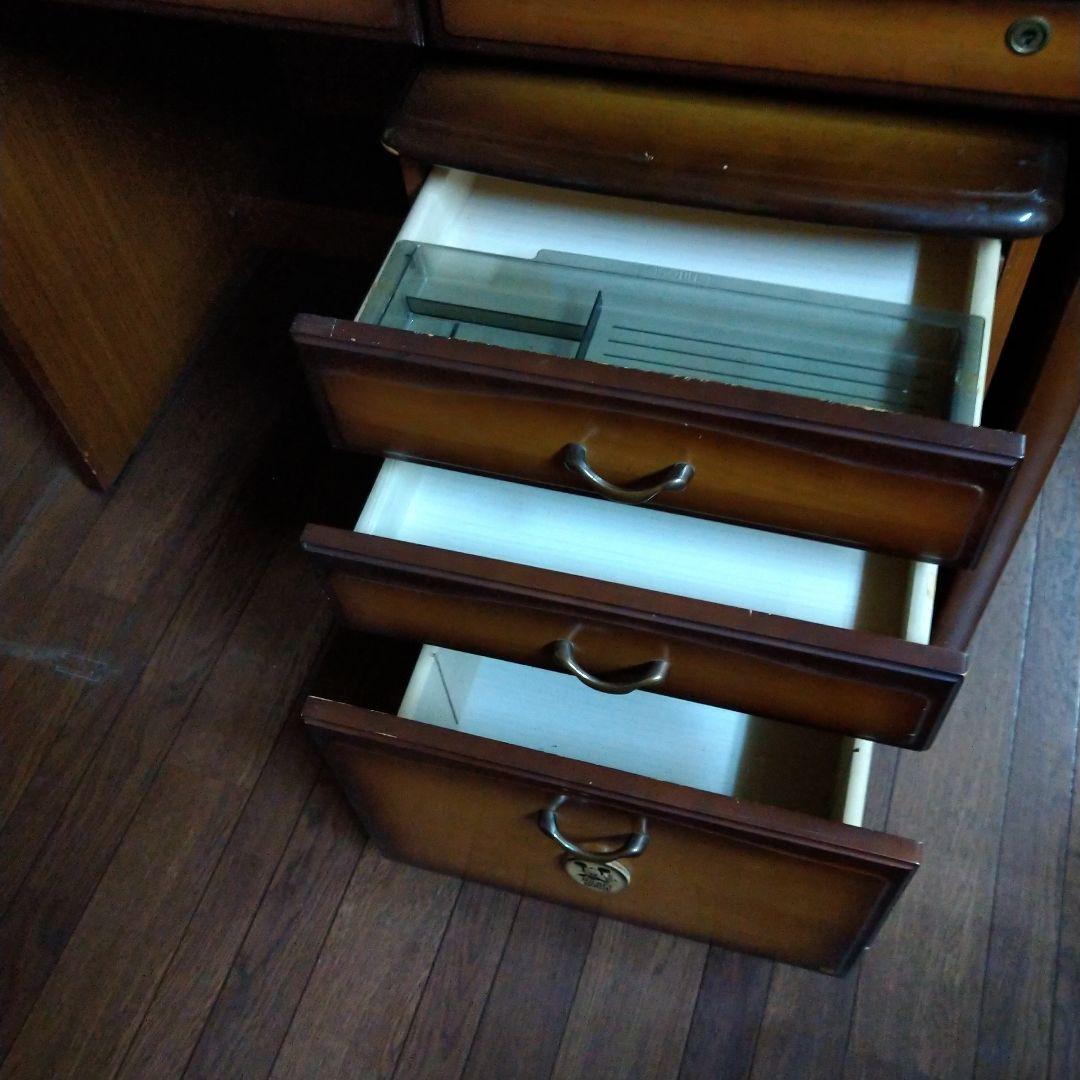 ミッキーマウス木製机 4引き出し ブラウン