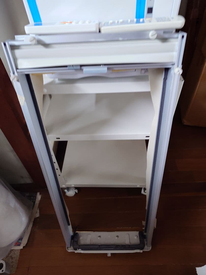 ハイアール窓用エアコン動作機能確認済です。