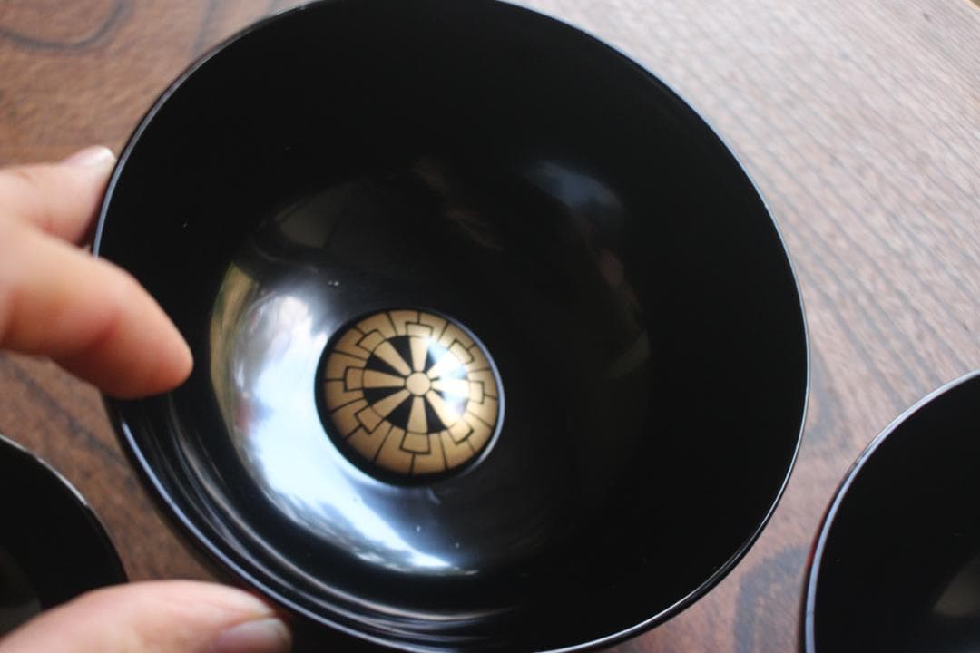 時代逸品！上質黒漆に極上水葵御所車蒔絵の映えるお椀2点（検輪島塗京塗蒔絵椀