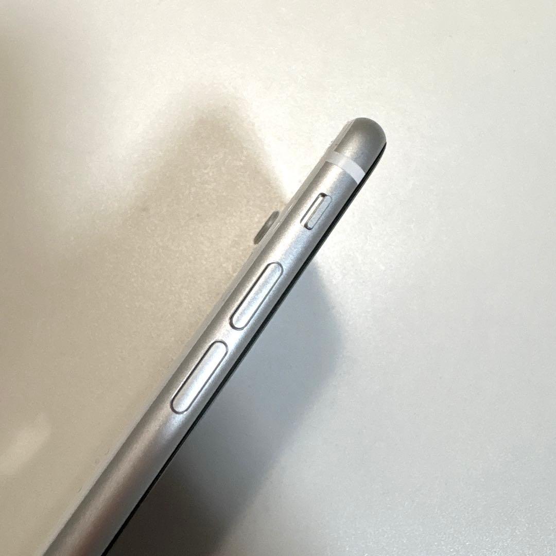 iPhone se 第二世代　64GB ホワイト　箱あり