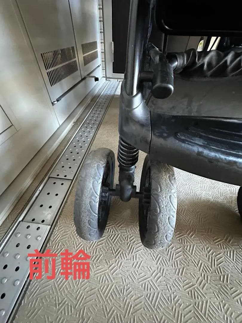 kei⭐︎【直接取引限定です】カトージ　二人乗りベビーカー