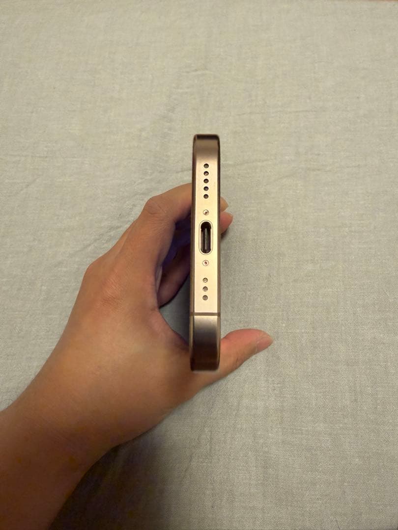 残99% iPhone16Pro 128GB デザートチタニウム