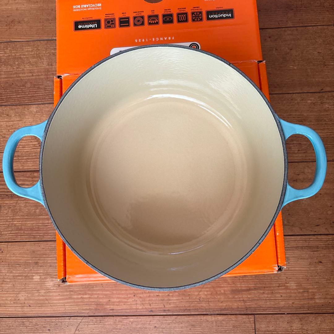 ル・クルーゼ　ブルー　22センチ