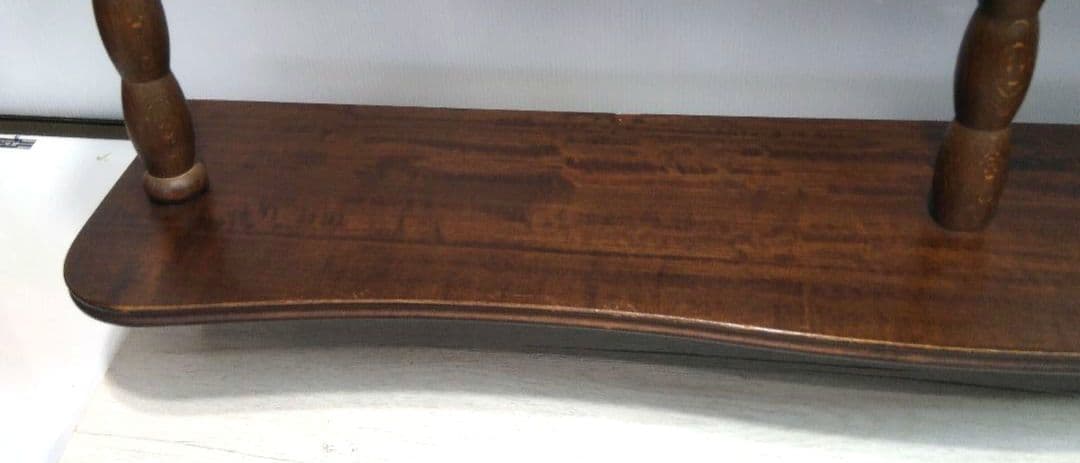 ナジコ Najiko 壁掛けシェルフ 壁掛け棚 飾り棚 昭和レトロ