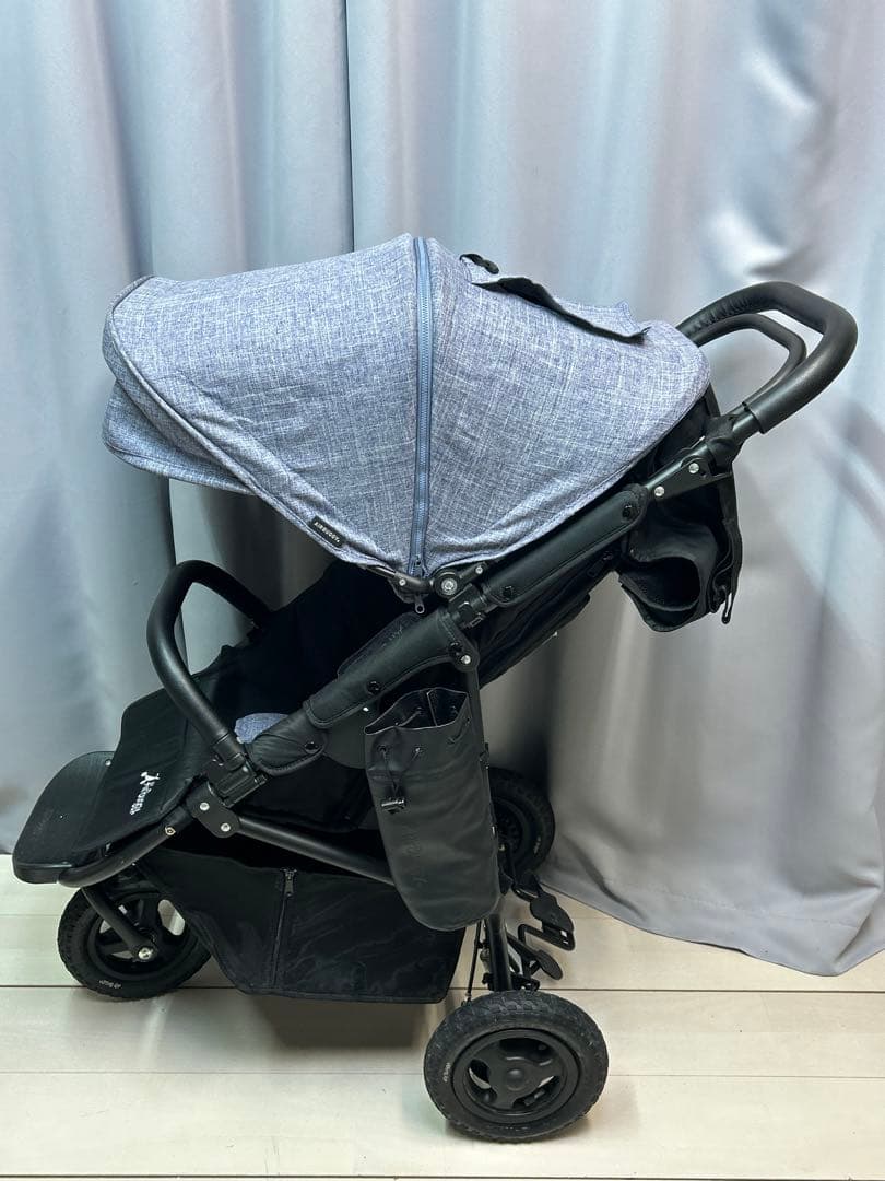 エアバギー　ココプレミア　フットマフ＆カバー付