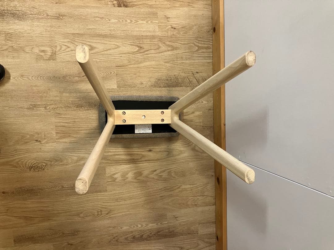 ハイスツール　新品　ホワイト色