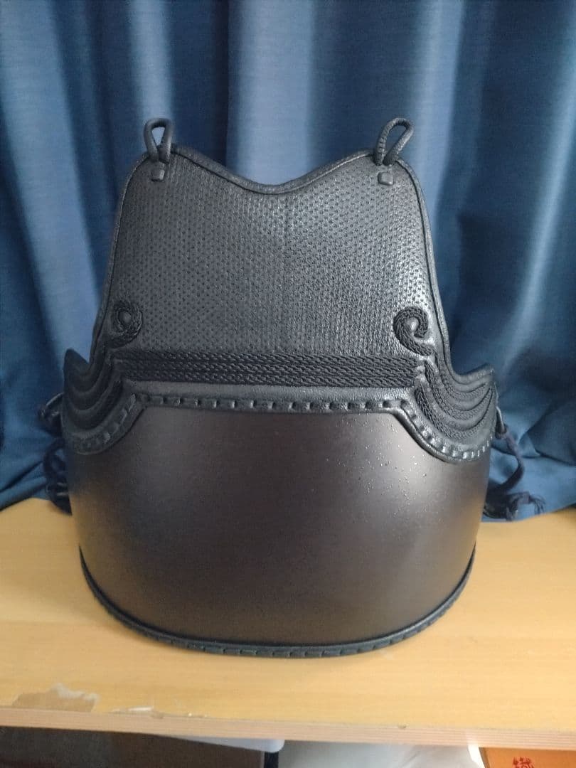 剣道 胴 茶拭漆 三本足 大サイズ