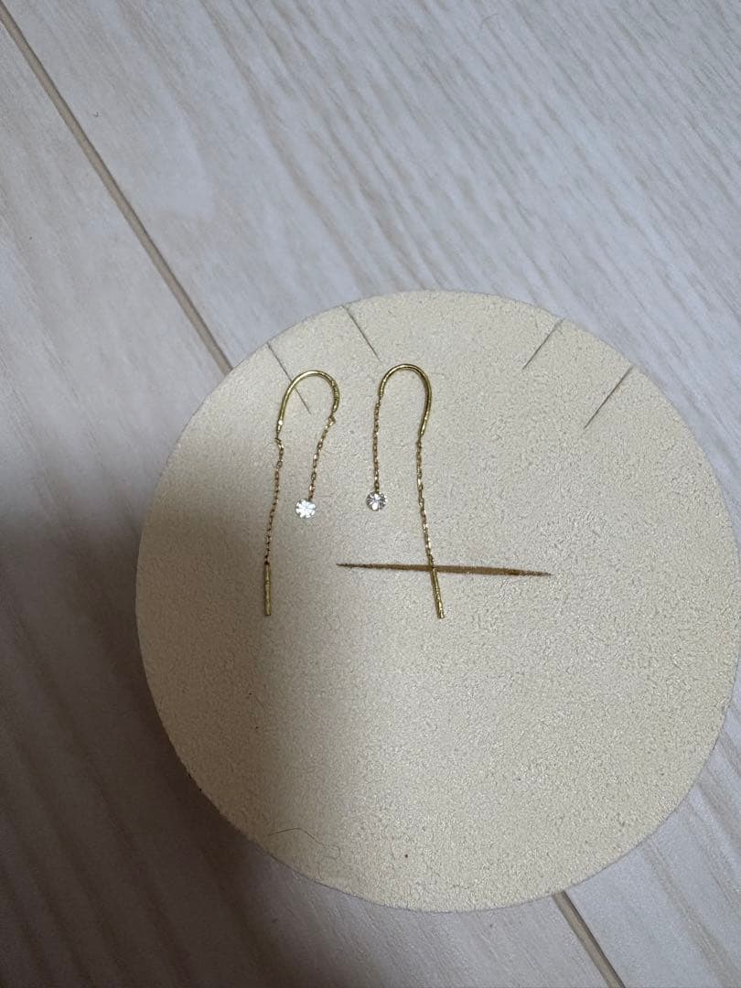 AHKAH スイングダイヤピアス