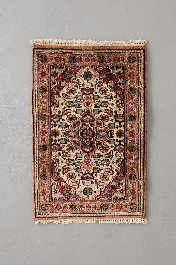 ヴィンテージラグ　ペルシャ絨毯　ハマダン産（96×61cm）赤　アイボリー　緑