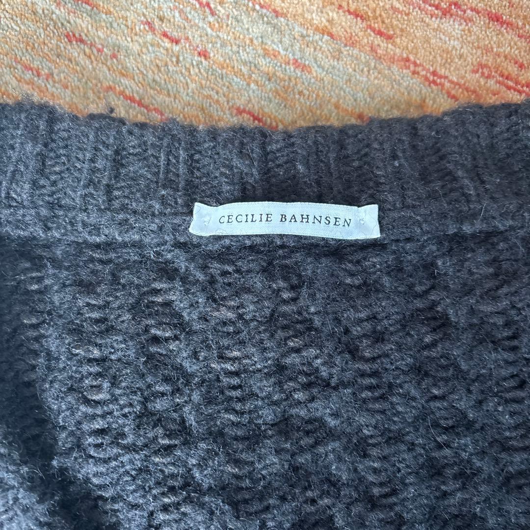 限定値引きセシリーパンセン　カーディガン