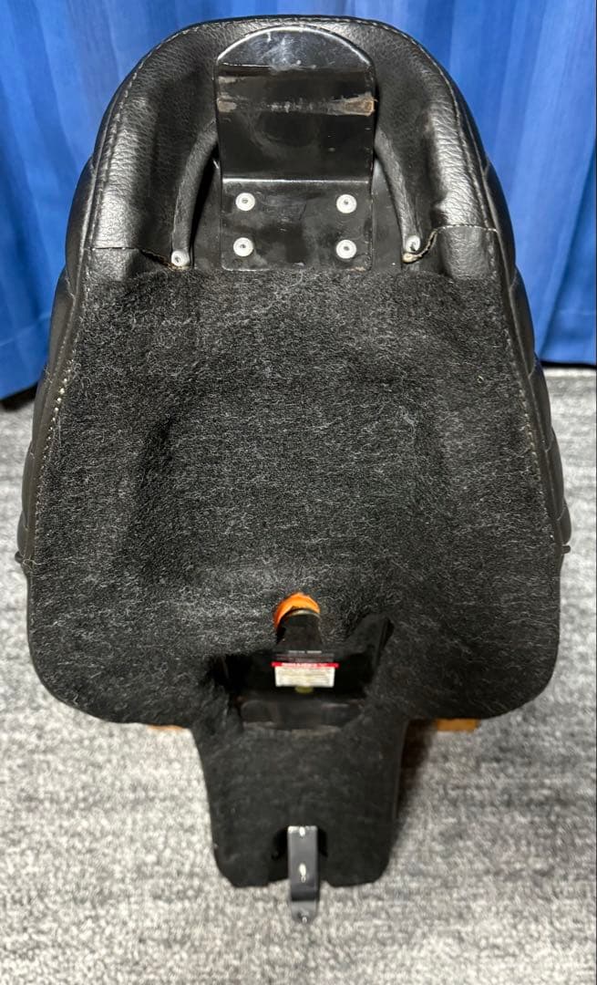 ラクロ ハーレー スポーツスター XL883 タックロールシート