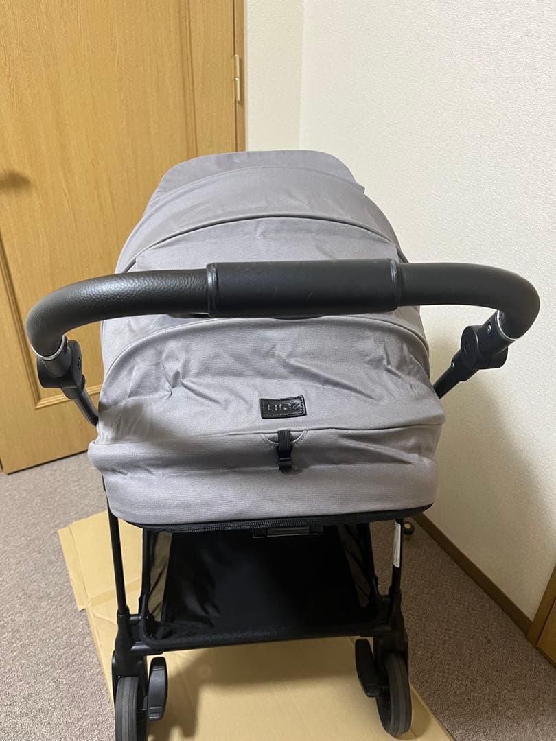 Aprica ルーチェフリーAB グレー