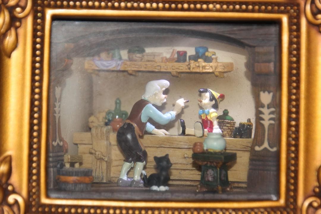 ピノキオ Pinocchio ギャラリーオブライト