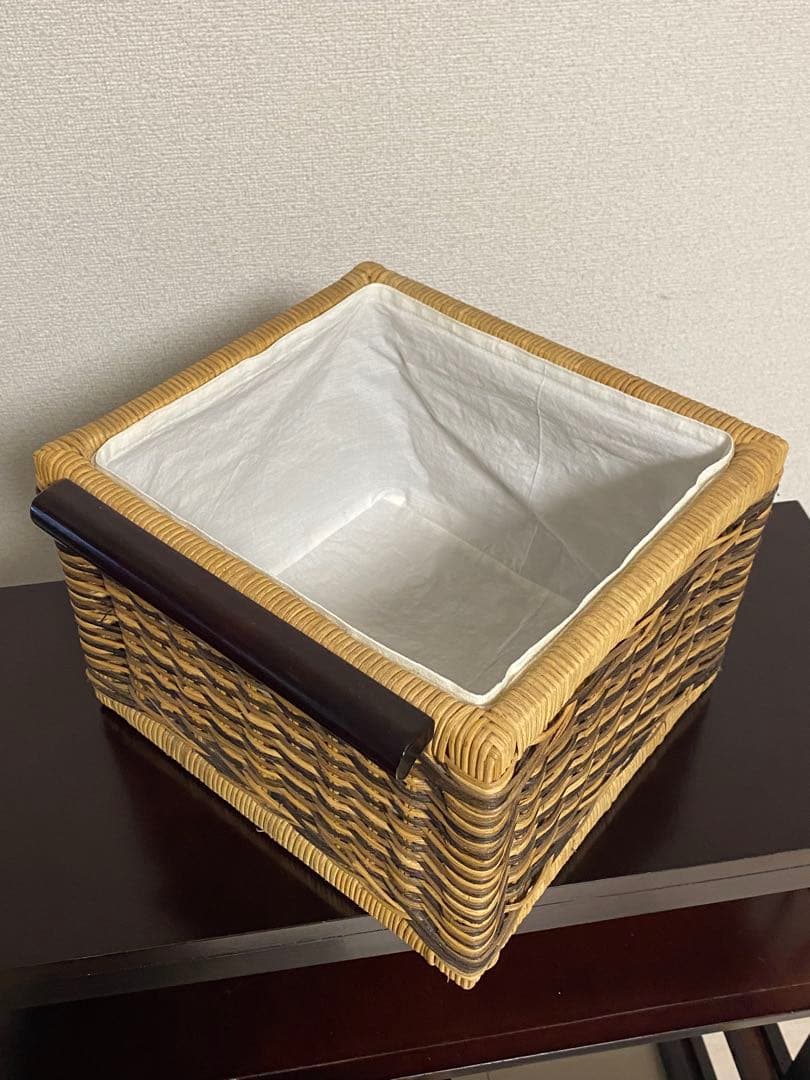 ニッセン　アジア風 レトロ　籐家具 ラタン チェスト　横型 引き出し4個