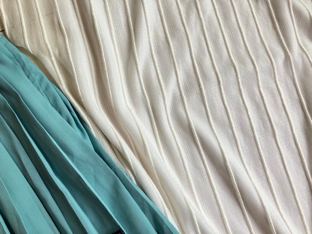 FILAフィラ＊オーガンジーシアートップスとプリーツキュロットパンツ上下セットS