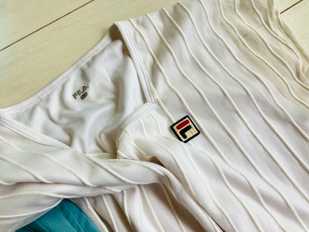 FILAフィラ＊オーガンジーシアートップスとプリーツキュロットパンツ上下セットS