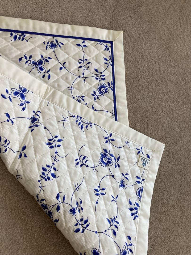 ロイヤルコペンハーゲン　ブルーフラワーランチョンマット デンマーク製2枚セット