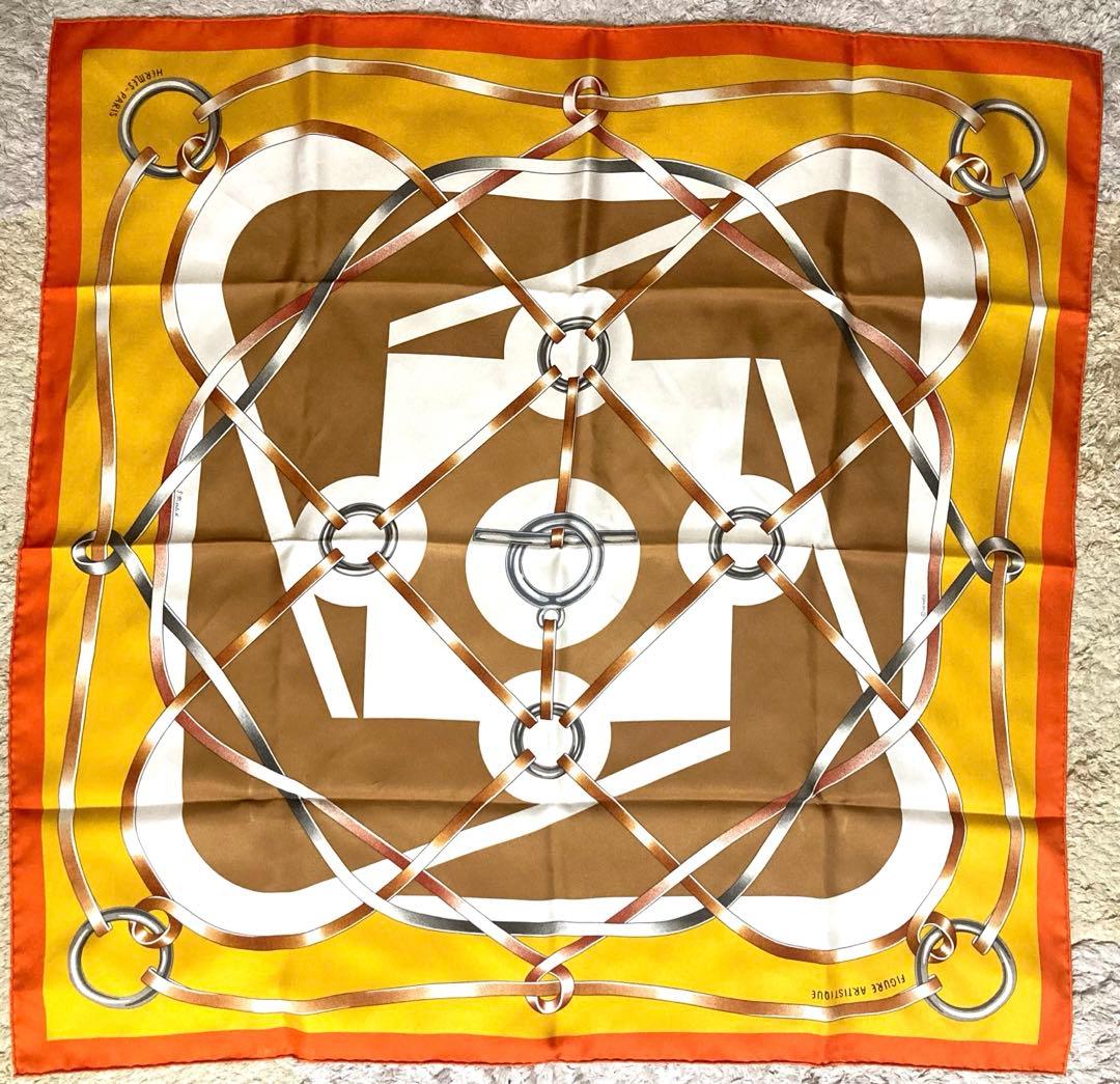 HERMÈS スカーフ(カレ90)/リングセット