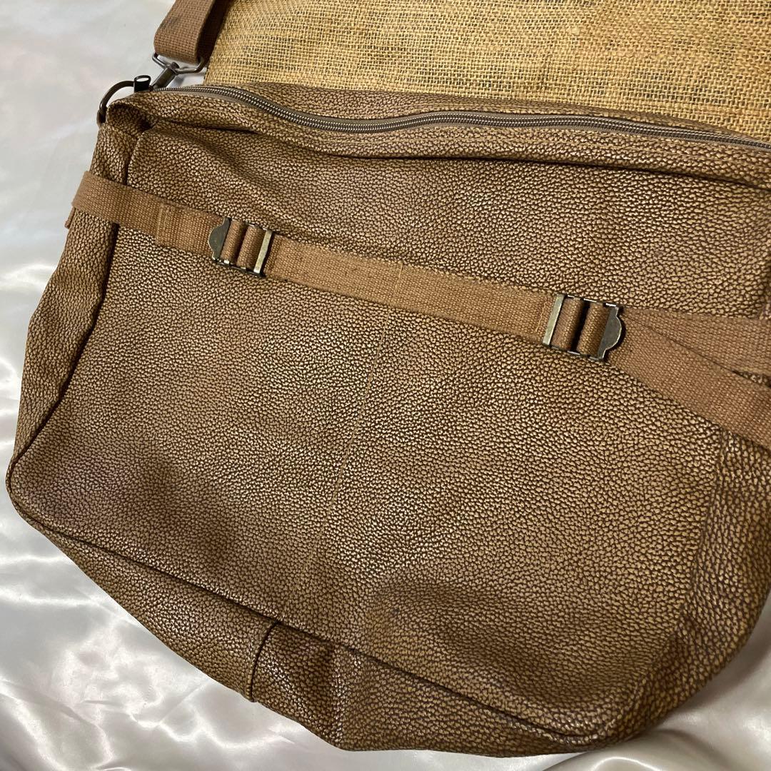 希少　アーカイブ　ビューティービースト　メッセンジャーバッグ