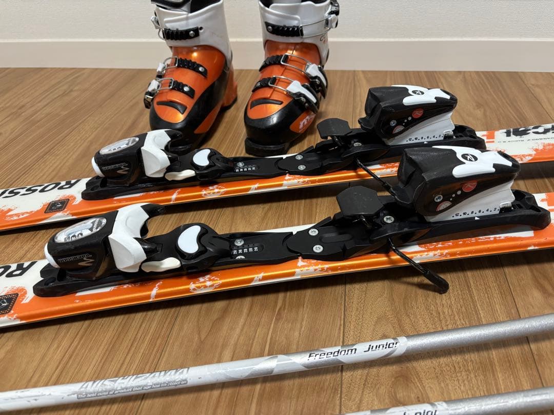 ロシニョールジュニア用スキーセット　スキー110cm／ブーツ20.5cm