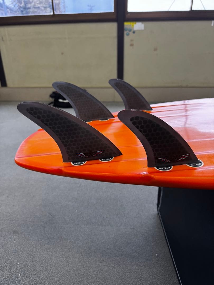 限界値下げ！　フィン付き手渡し　BREDREN DESIGN TUN 5’8