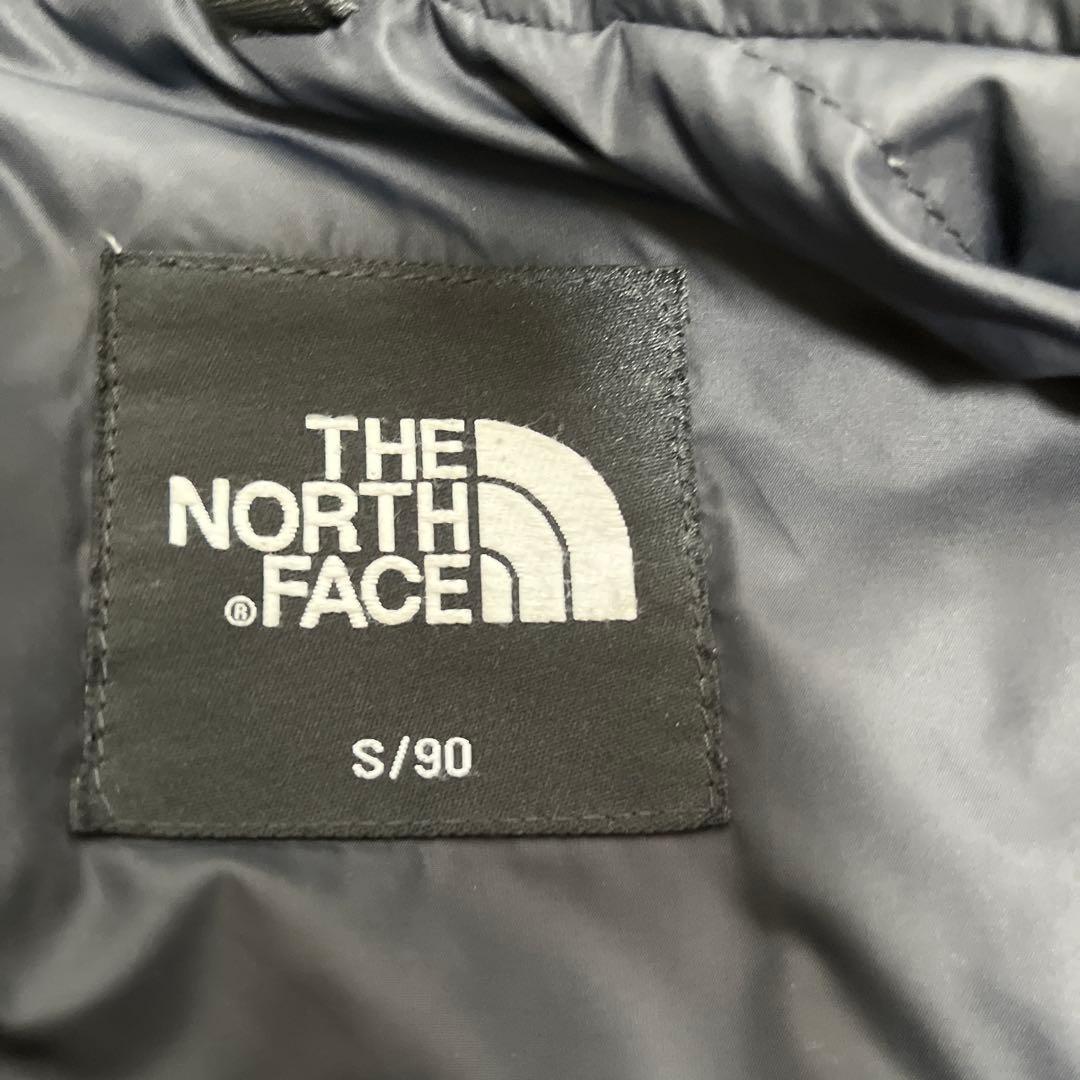THE NORTH FACE ヌプシダウンジャケット　ブラックフード収納可能