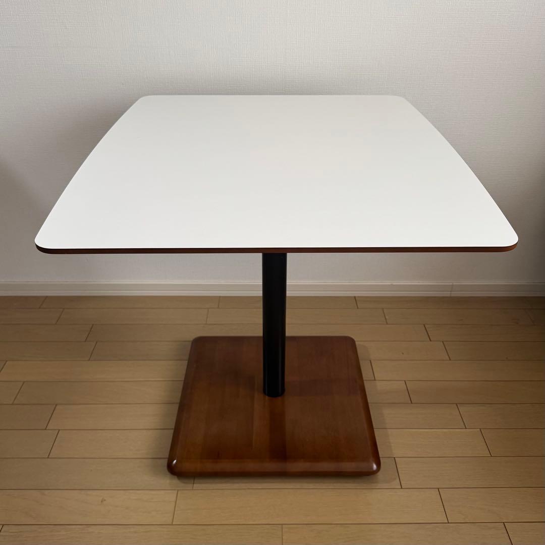 【カリモク60】カフェテーブル